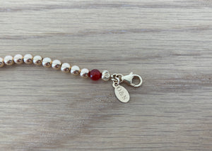 9 Carat Yellow Gold and Red Carnelian Beaded Bracelet
